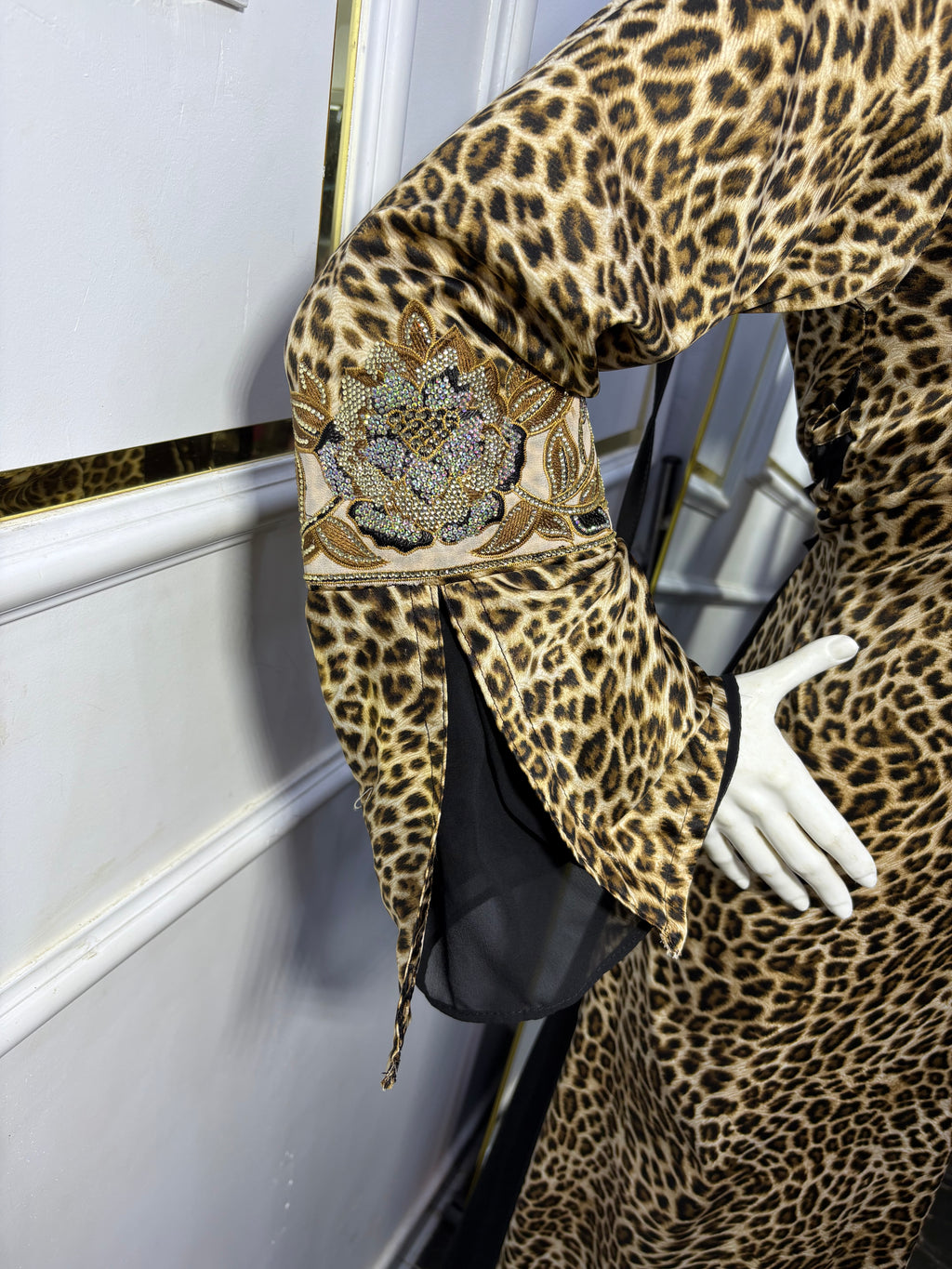 مخور اماراتي