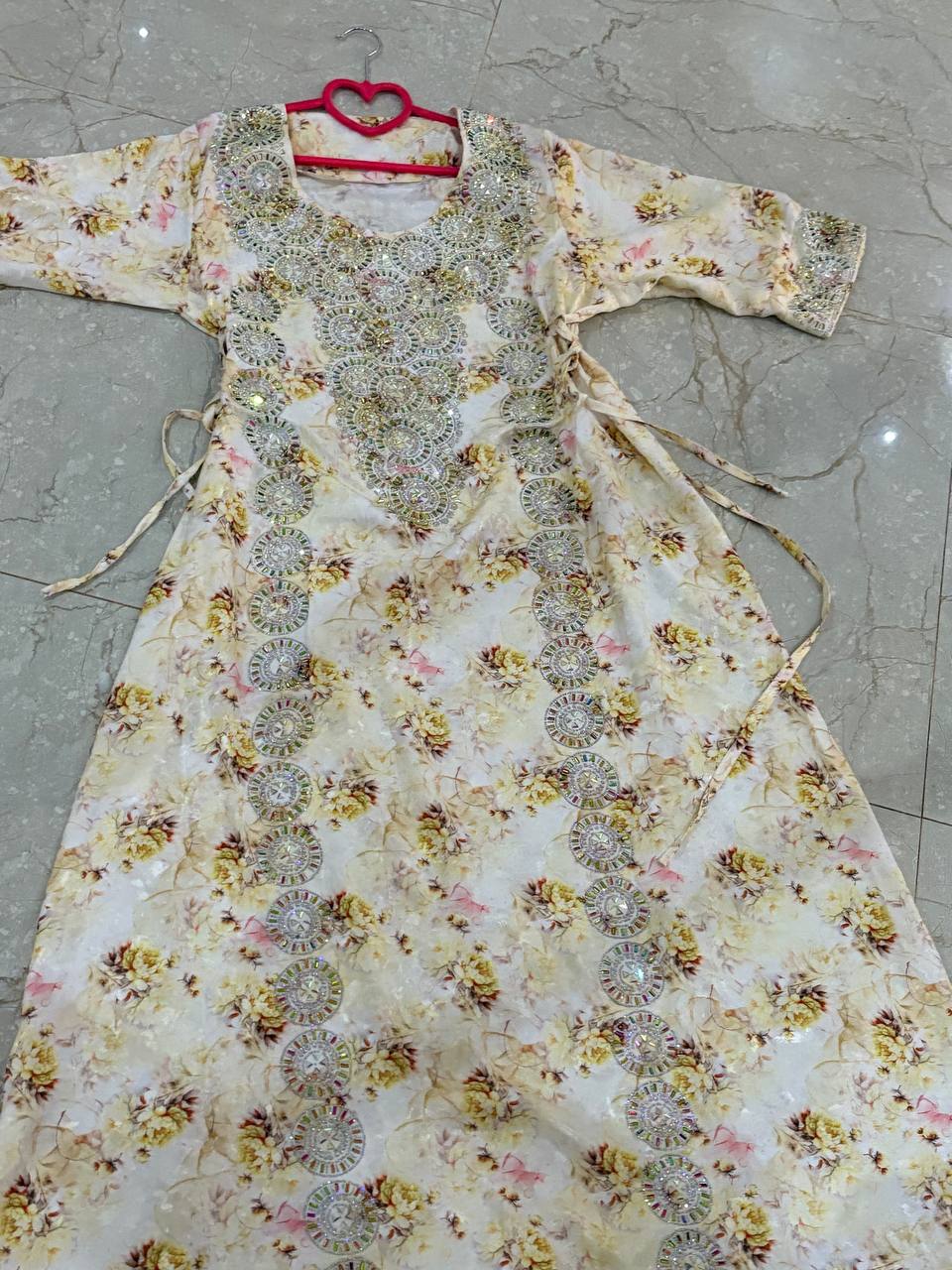 مخور اماراتي