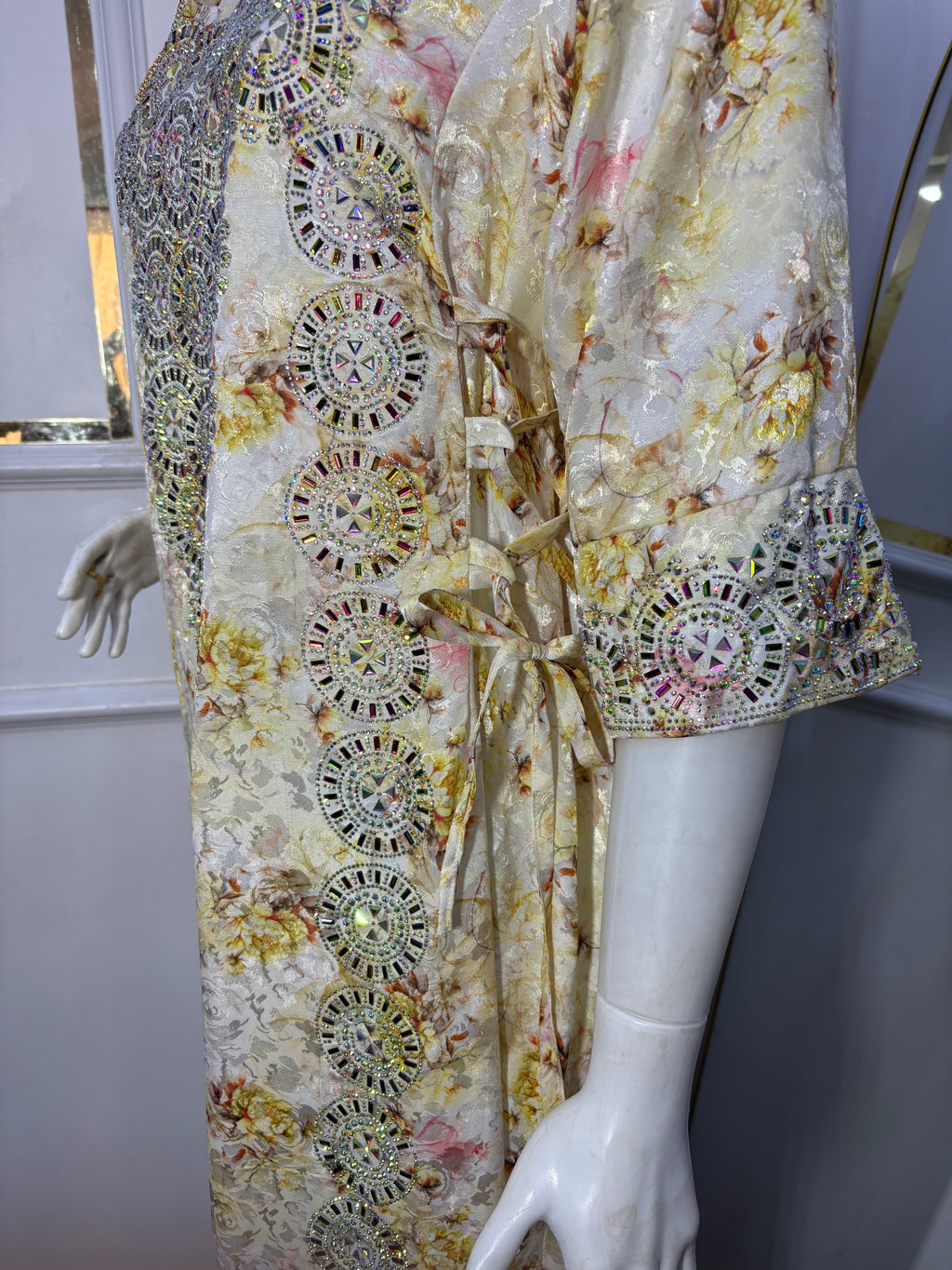 مخور اماراتي